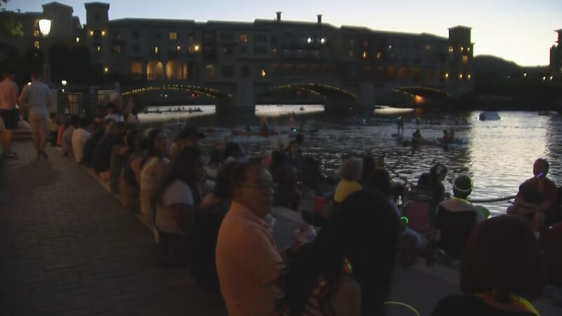 Families enjoy Fourth of July, fireworks at Lake Las Vegas