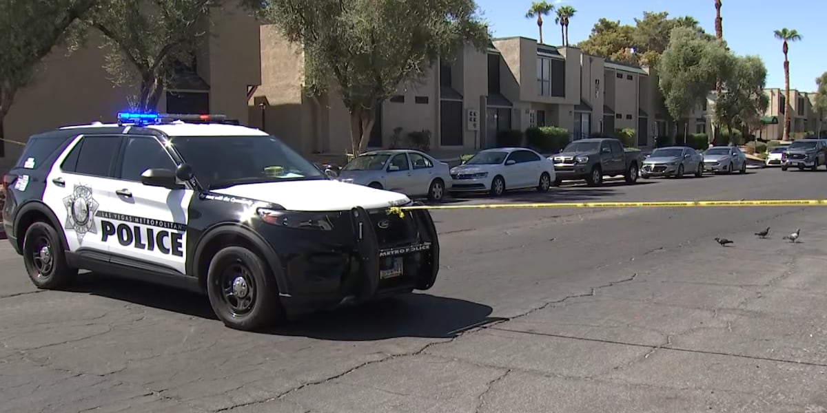 Man in his 40s fatally shoots his parents, then himself in east Las Vegas home; police say no prior domestic violence calls
