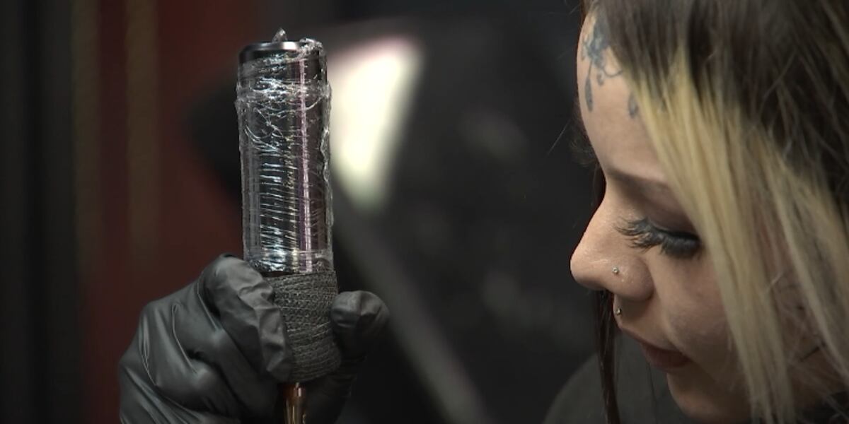 Las Vegas tattoo shop fundraising to help immigrant children Las Vegas tattoo shop fundraising to help immigrant children