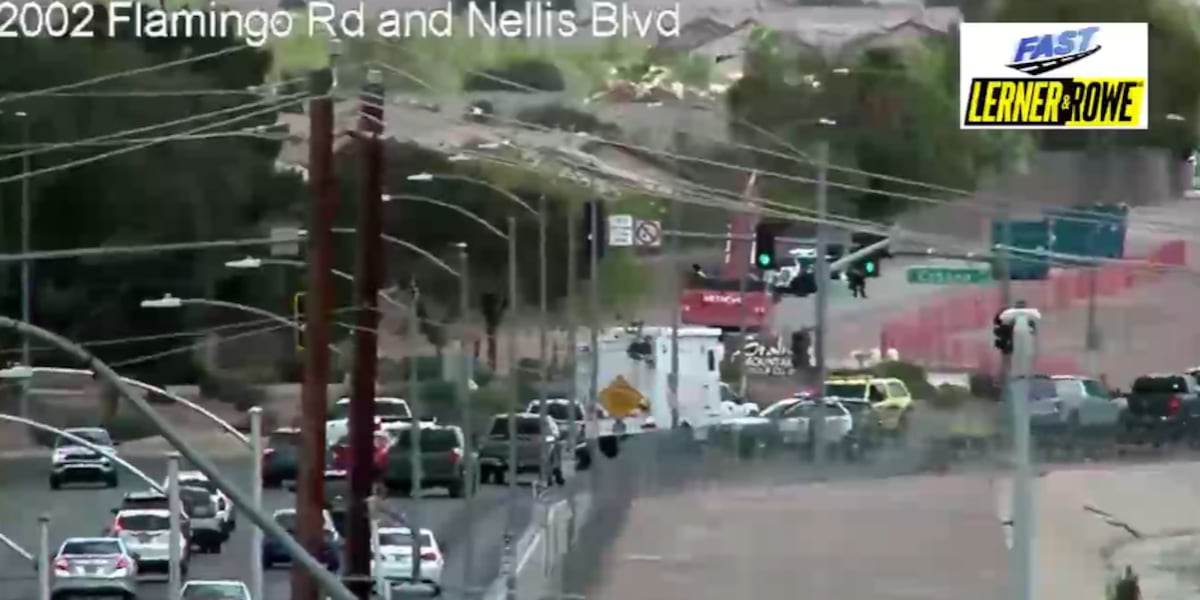 Las Vegas police responding to barricade in east valley Las Vegas police responding to barricade in east valley