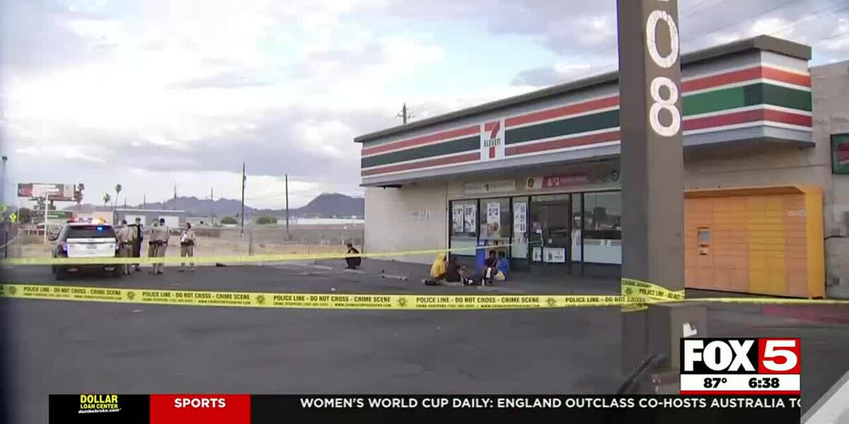 Las Vegas police respond to brawl involving 10 juvenile girls in Las Vegas police respond to brawl involving 10 juvenile girls in