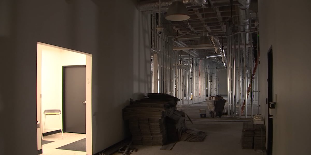 Middle school to open inside Las Vegas mall Middle school to open inside Las Vegas mall