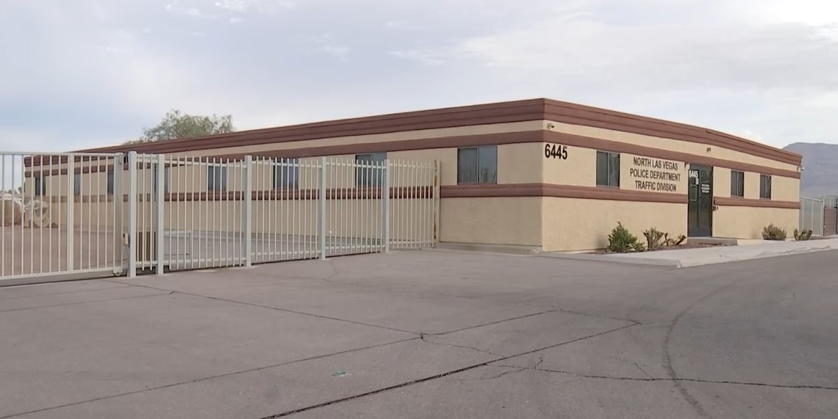 Shots fired at North Las Vegas police building, suspect at large Shots fired at North Las Vegas police building, suspect at large