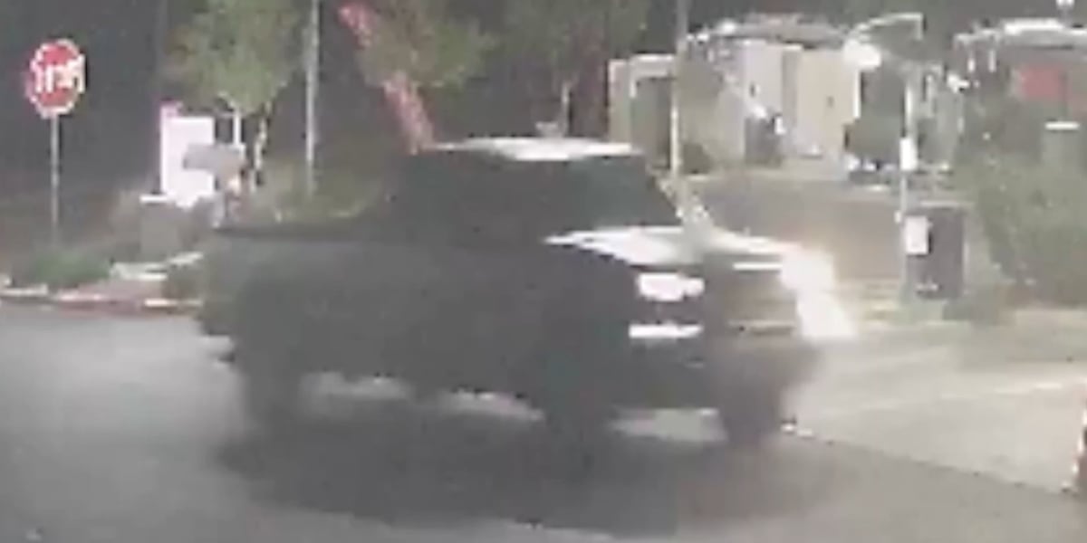 Detectives search for driver in southwest Las Vegas road rage shooting Detectives search for driver in southwest Las Vegas road rage shooting