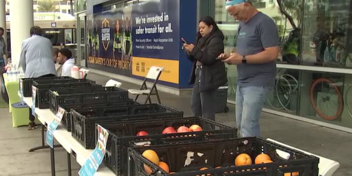 SNHD addresses food costs with Downtown Las Vegas produce pop-up SNHD addresses food costs with Downtown Las Vegas produce pop-up