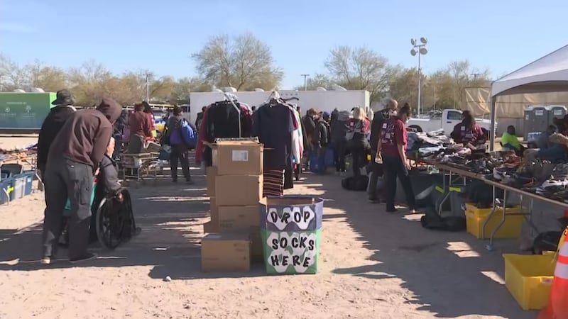 Project Homeless Connect event held ahead of Thanksgiving in Las Vegas