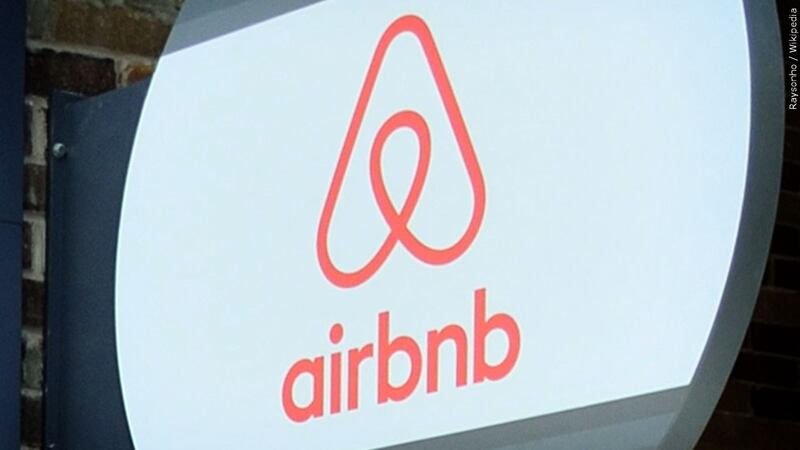 FILE: Airbnb logo
