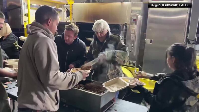 Comedian Jay Leno helped feed firefighters battling the California blazes on Monday.