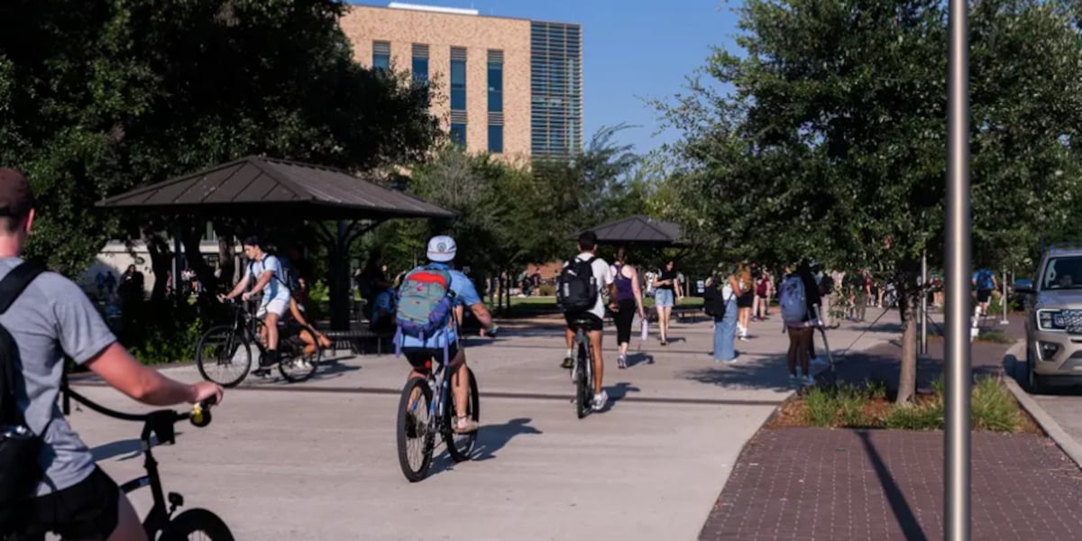 Cybercriminals recruit college students for their latest scam Cybercriminals recruit college students for their latest scam