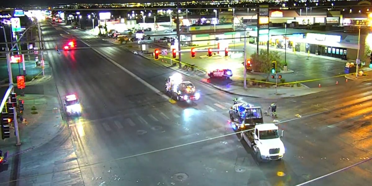 East Las Vegas intersection back open following suspected DUI crash East Las Vegas intersection back open following suspected DUI crash