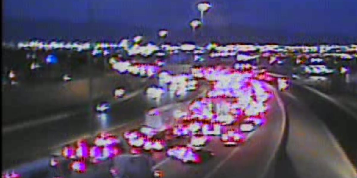 I-15 northbound lanes reopen after police activity clears out I-15 northbound lanes reopen after police activity clears out