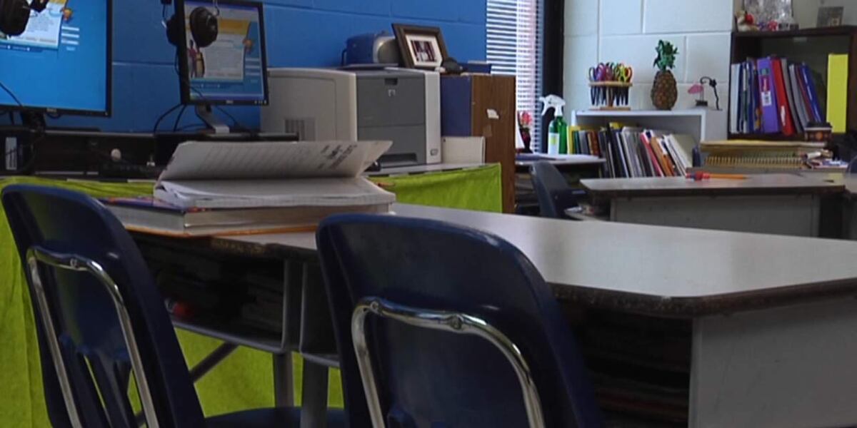 Las Vegas Valley officials address concerns over ICE as a new school year begins Las Vegas Valley officials address concerns over ICE as a new school year begins