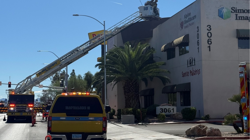 Crews investigate reports of smoke at Sunrise Pediatrics on Maryland Parkway