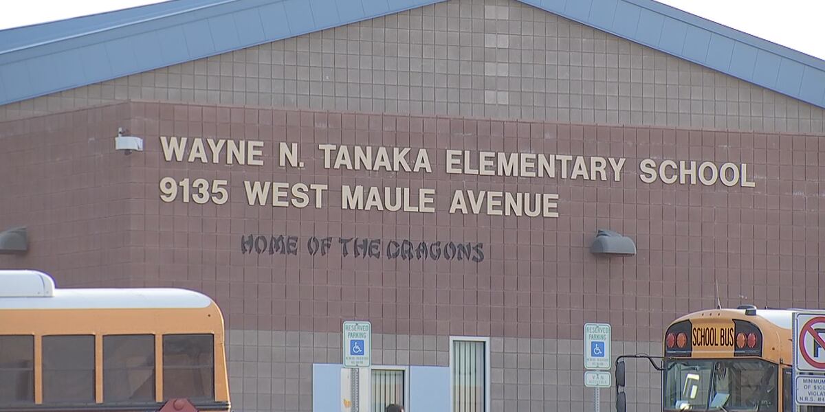 Mom says warm classroom at CCSD school affects her daughter’s health Mom says warm classroom at CCSD school affects her daughter’s health