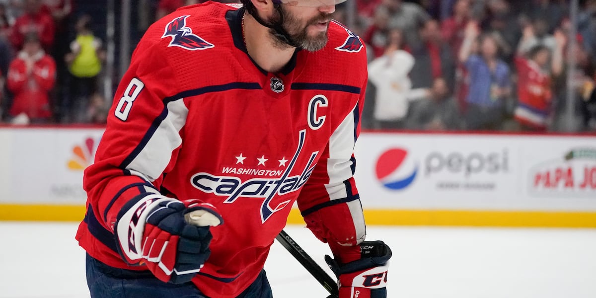 Ovechkin ties Gretzky’s record with his 894th goal Ovechkin ties Gretzky’s record with his 894th goal