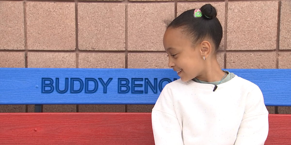 FOX5 viewer builds ‘Buddy Bench’ for Las Vegas elementary school FOX5 viewer builds ‘Buddy Bench’ for Las Vegas elementary school