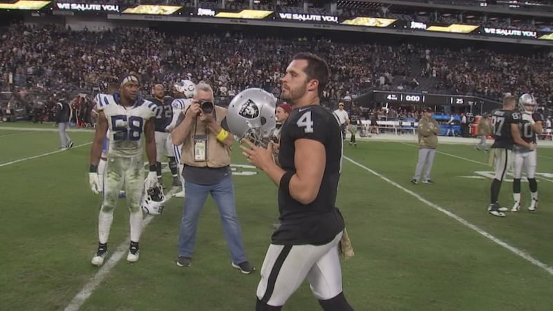 Carr, Adams discuss locker room mentality amidst Raiders’ struggles