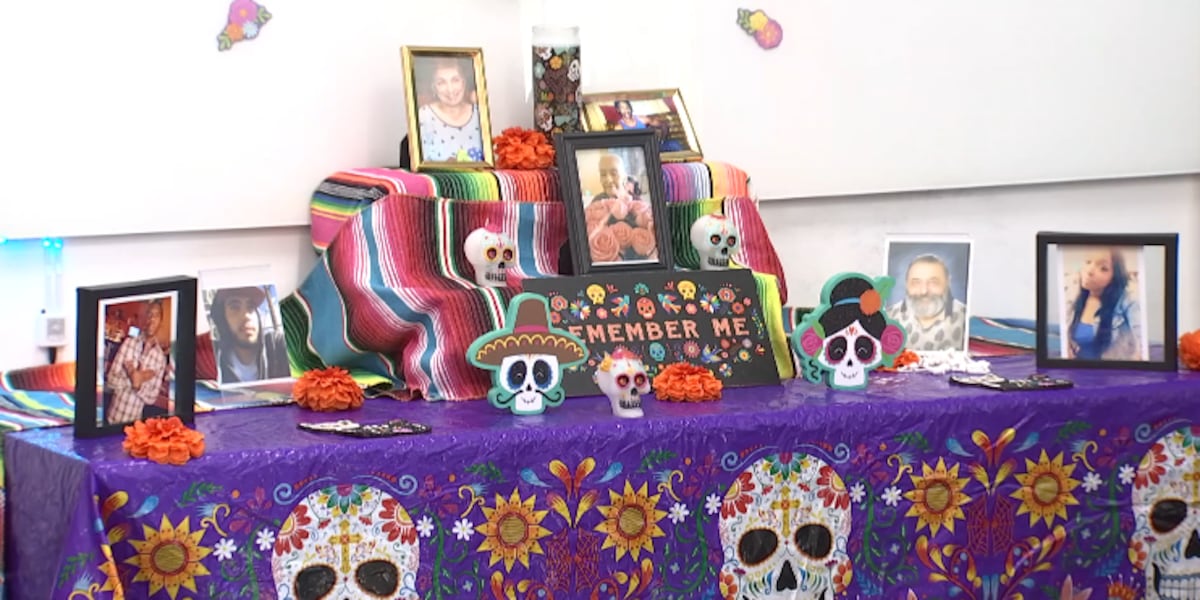 CSN students honor Día de los Muertos with campus altars CSN students honor Día de los Muertos with campus altars