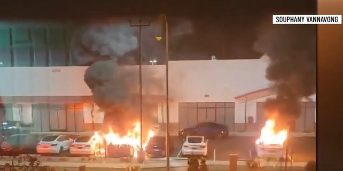 Report: Suspect in Las Vegas Tesla fires claimed car was stolen before attack Report: Suspect in Las Vegas Tesla fires claimed car was stolen before attack