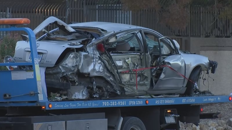 Suspected DUI crash near Peccole Ranch on Nov. 24, 2022.
