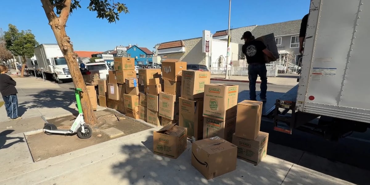 Donations from Las Vegas are pouring in to aid Los Angeles fire victims Donations from Las Vegas are pouring in to aid Los Angeles fire victims