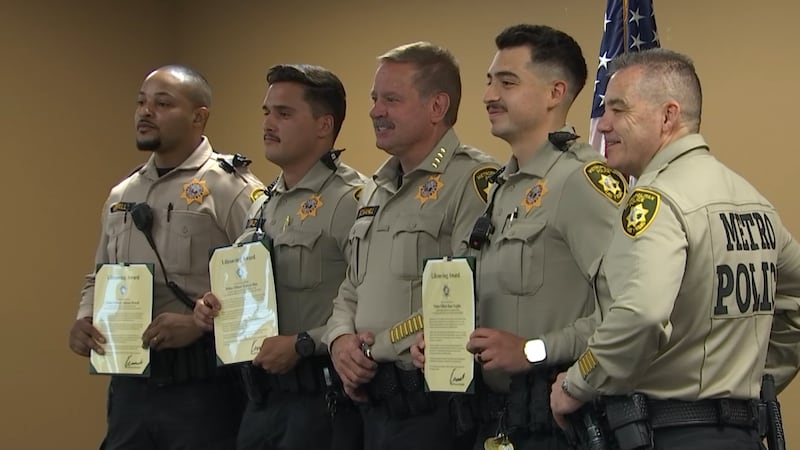 Las Vegas police honors officers, community members at awards ceremony