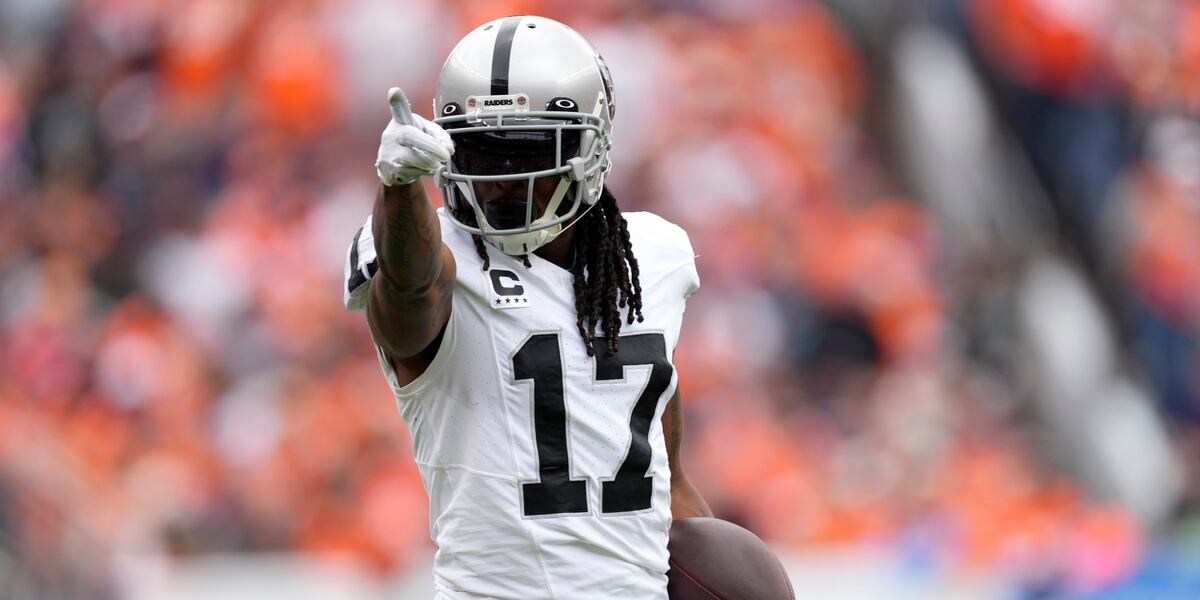 Antonio Pierce won’t address speculation surrounding Raiders and Davante Adams’ future Antonio Pierce won’t address speculation surrounding Raiders and Davante Adams’ future