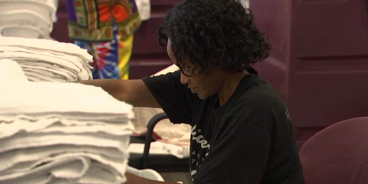 Reject Linen Examples Las Vegas Valley refugees recycling rejected linen from Caesars properties