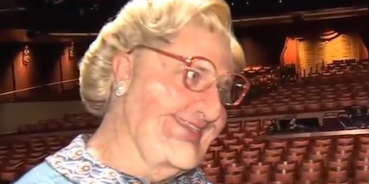 Mrs. Doubtfire arrives in Las Vegas