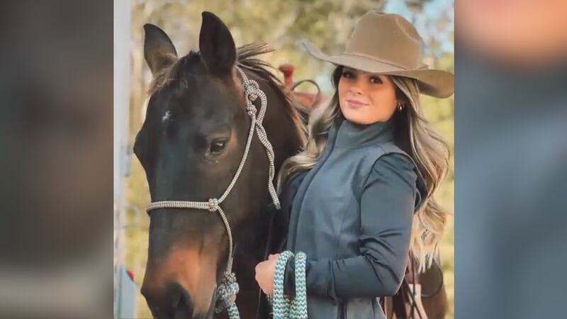 Mia Gilpin took control of the situation when she saw her parents were trapped in the car and...