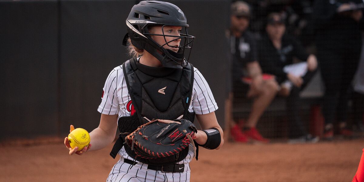 UNLV’s Jesse Farrell ranked in Top 15 of D1 Softball’s rankings UNLV’s Jesse Farrell ranked in Top 15 of D1 Softball’s rankings