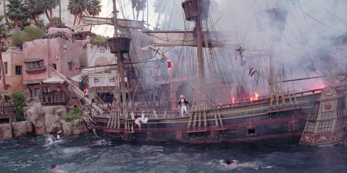 On This Day in History: Iconic pirate ships installed front of Las Vegas’ Treasure Island